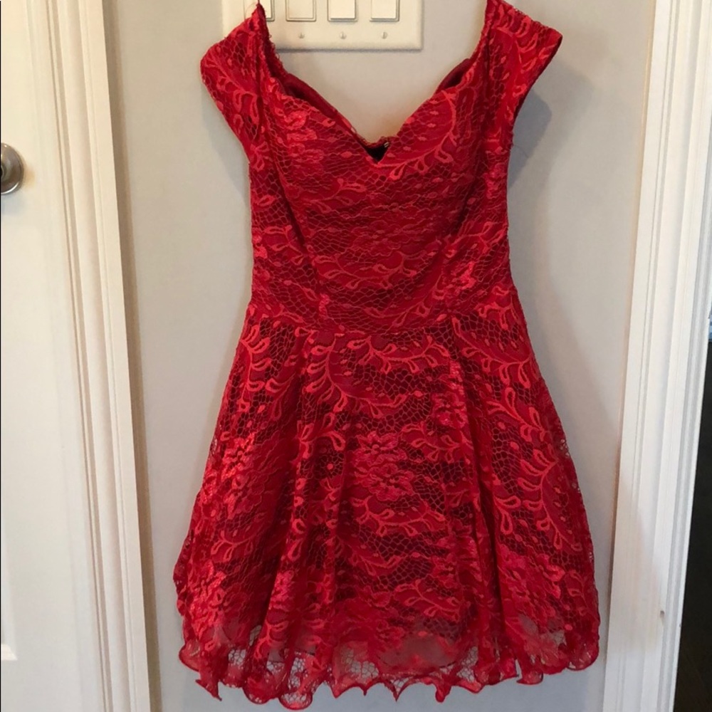 Lace dress